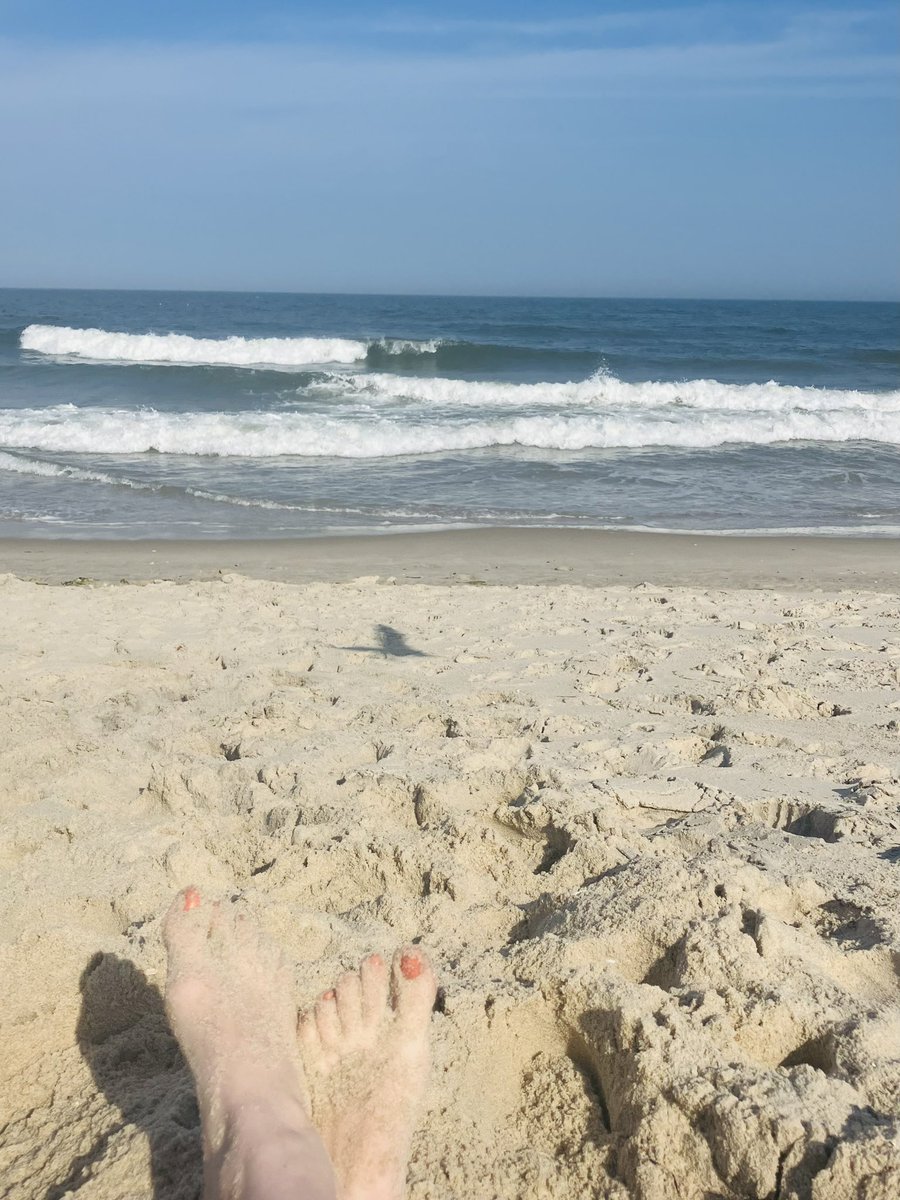 HaLoTeachLearn's tweet photo. Beach day! πβΊοΈβοΈ
#BeachingNotTeaching #Summertime https://t.co/JeowwLHlSh