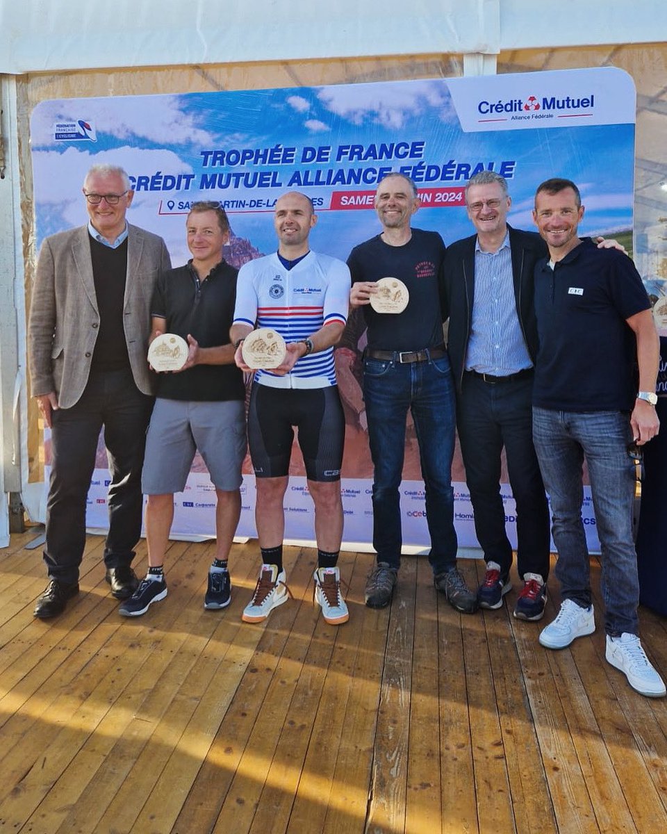 Outre les championnats professionnel(le)s et amateur(e)s , il y avait aussi le trophée de France Alliance Crédit  Mutuel ! Top moment ! <a href="/cic/">CIC</a> <a href="/BaalDaniel/">Daniel Baal</a> <a href="/LMetral44/">Laurent METRAL</a> 
Bravo à toutes et tous ! #ambassadeur CIC
