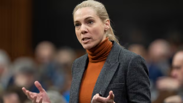 r1ckey_'s tweet image. Big strides for Canadian sports safety!  National sport orgs must join the Office of the Sport Integrity Commissioner by April 1 or risk funding cuts. #SafeSport #OSIC #AthleteProtection cbc.ca/sports/nationa…