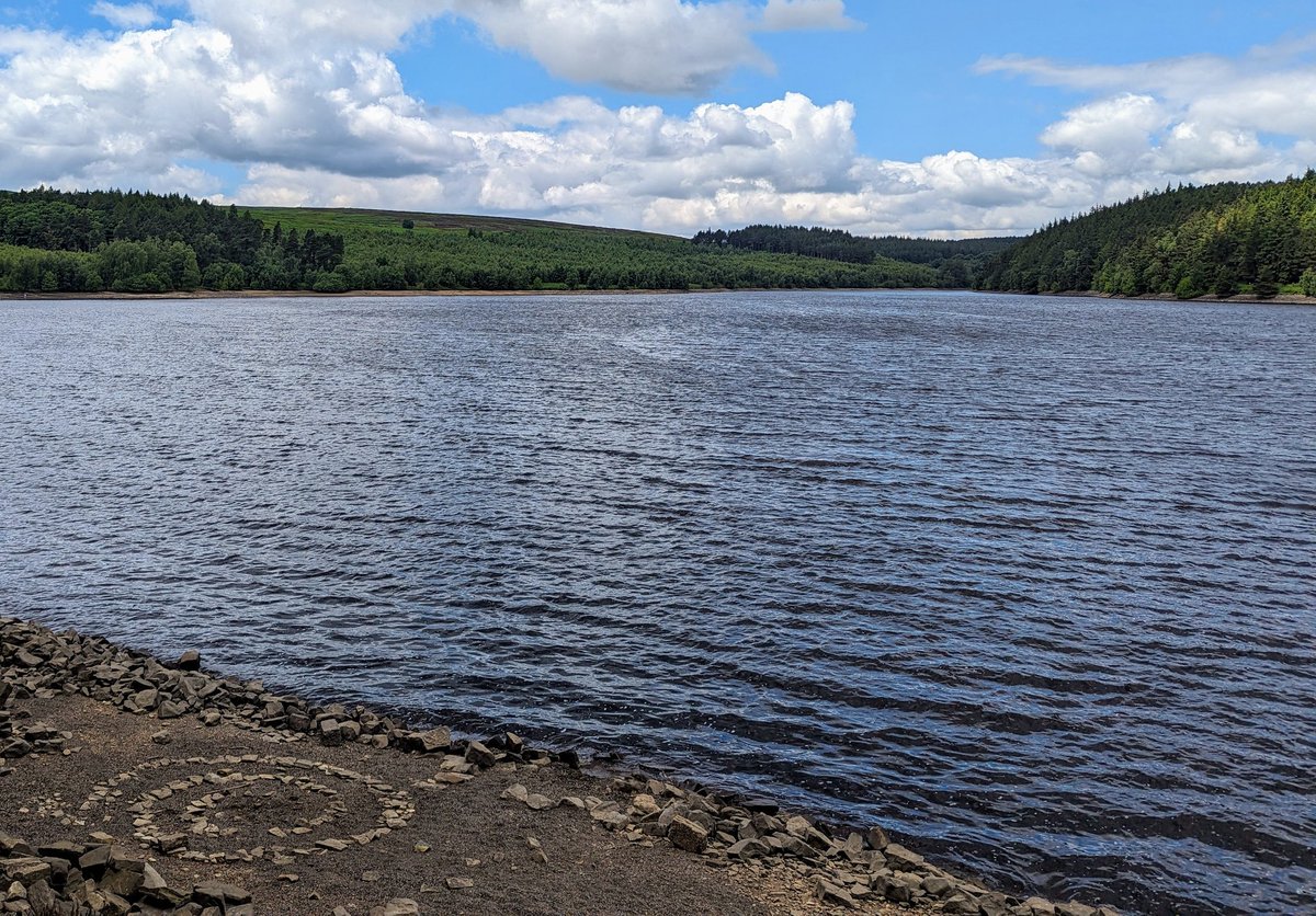 baslovia's tweet image. 16km hike starting from Langsett reservoir with great views ranging towards Leeds today, followed by an 8km run. If I don't sleep tonight there's something seriously wrong.