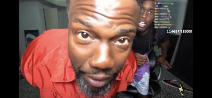 Watch 4runnerz's leaked NSFW photo on TwXstars