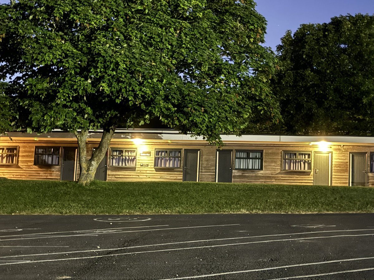 STMM20's tweet image. It’s goodnight from Yr6 in Osmington Bay after a fun packed day of activities we are all tucked just bed after night prayers 🙏 and evening snack. We are looking forward to tomorrows adventures.
#SleepWell 😴
#TomorrowIsANewDay🌅
#SundayFun
#TeamBuilding