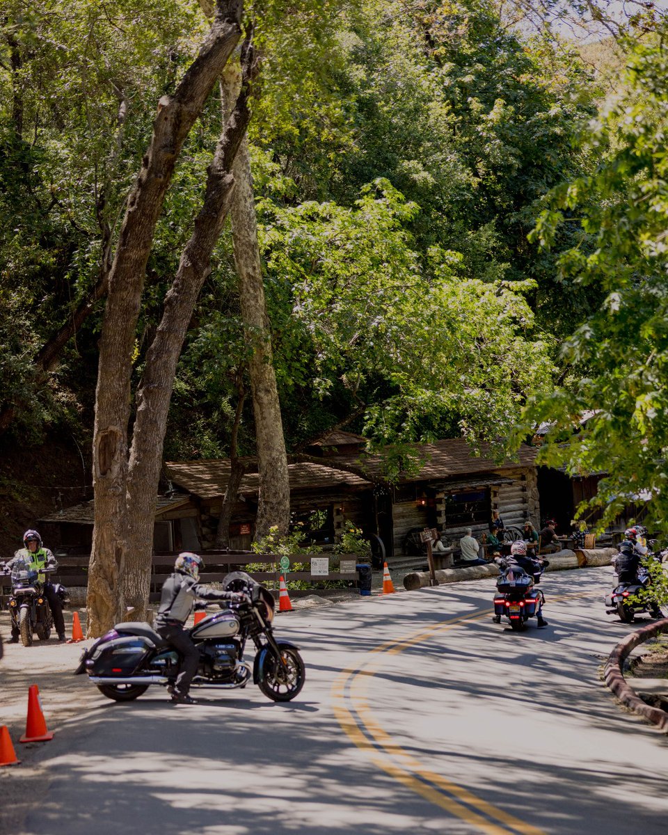 VisitSYV's tweet image. The perfect drive through the SYV has to include a stretch on Stagecoach Road. Visit Cold Spring Tavern for a beer or a tri-tip sandwich, enjoy the beauty of nature, and be sure to see the picturesque Cold Spring Canyon Arch Bridge from above or below. bit.ly/3GO07ta