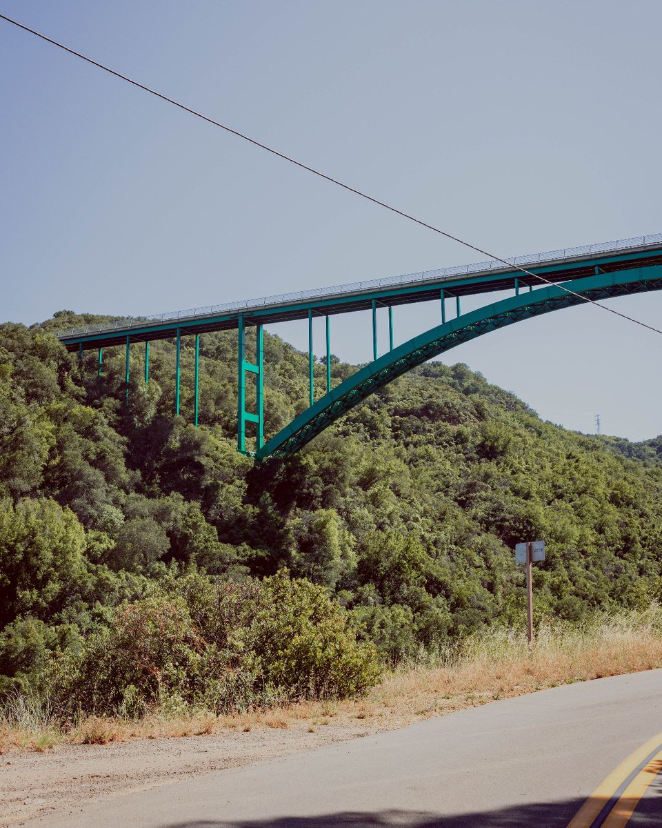 VisitSYV's tweet image. The perfect drive through the SYV has to include a stretch on Stagecoach Road. Visit Cold Spring Tavern for a beer or a tri-tip sandwich, enjoy the beauty of nature, and be sure to see the picturesque Cold Spring Canyon Arch Bridge from above or below. bit.ly/3GO07ta