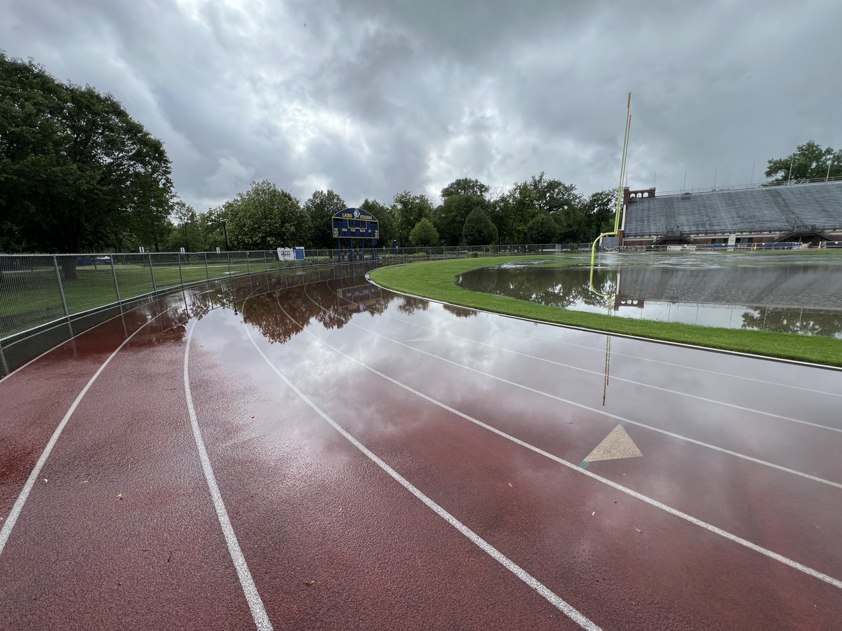 UPDATE: Unfortunately, the Cannon River continues to rise (over 901ft as of 5:30pm) &amp; water has begun seeping into the lower level of <a href="/CarletonCollege/">Carleton College</a>'s Laird Stadium despite mitigation efforts. Bob Sullivan Field is now underwater as are sections of the track. 😢 🌧️