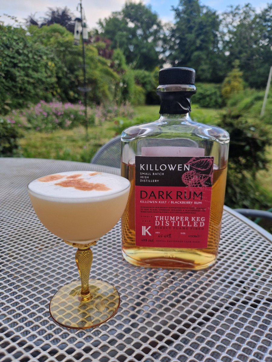 DistilledDan tweet media