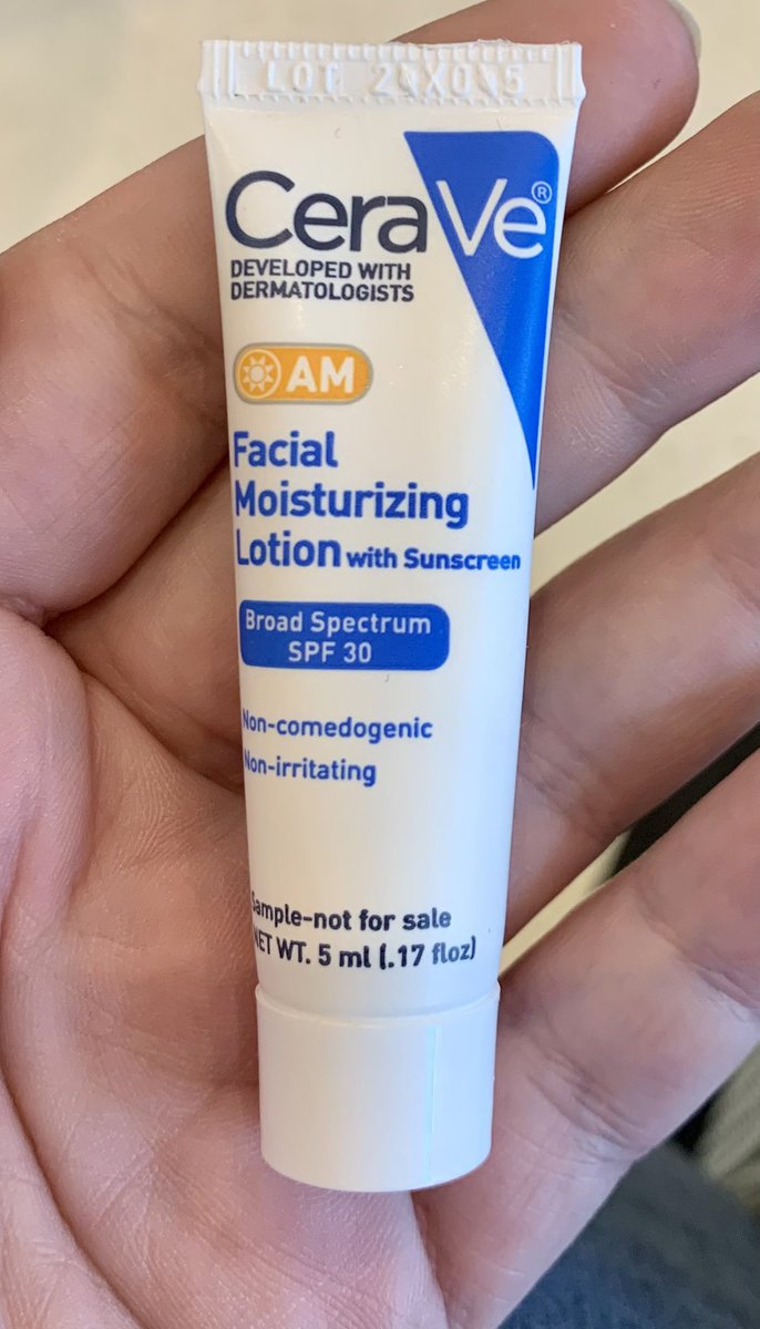 staceyness's tweet photo. Huge thanks to @cerave for the sunscreen at the @Cubs game at Wrigley today. Coming in clutch! https://t.co/Jqds1U1uHL