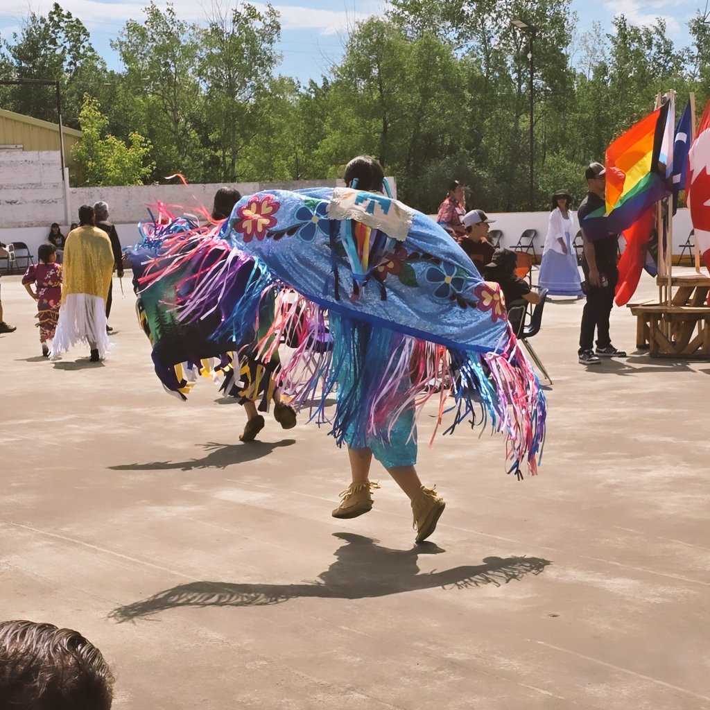 Jackie Connell tweet media