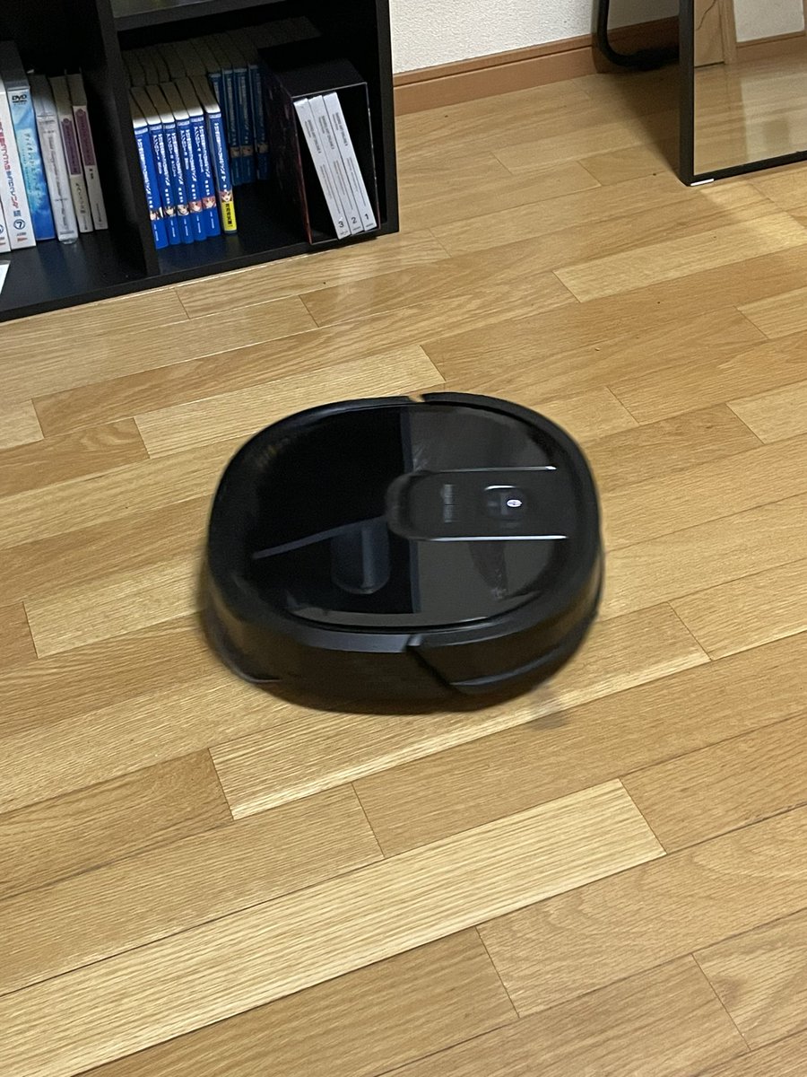 dr02BvFTEhiCcKY's tweet image. Amazon BASICの安い掃除機買ったけど、今のところ使えてるな
これで寝室はいつでも綺麗になるはず

掃除機かけたまま寝るのは無理だなw
仕事行く前にかければいい感じだな

#ロボット掃除機
#AmazonBASIC