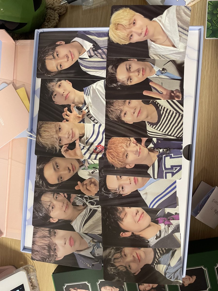 Airsony08's tweet photo. 세븐틴 캐럿랜드 메모리북 양도

포카 포함 일괄 3.5

Seventeen photocard phoca MD concert carat land team 액자 증명사진 포토카드 에스쿱스 정한 조슈아 준 호시 원우 우지 디에잇 민규 도겸 승관 버논 디노 인컴플릿 후드티 콘서트 캐럿랜드 캐랜 엠디 팀세븐틴 이즈위 특전 https://t.co/VUQ2tqtniw