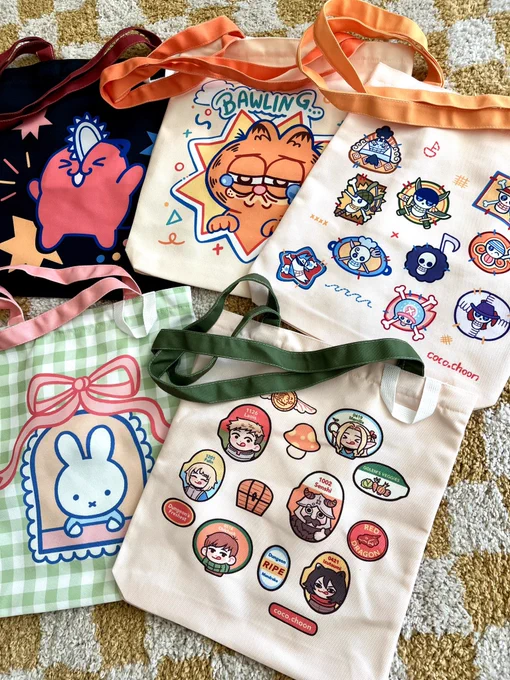 whew all the totes i'll be bringing to anime expo!! 

#AnimeExpoArtistAlley2024 
