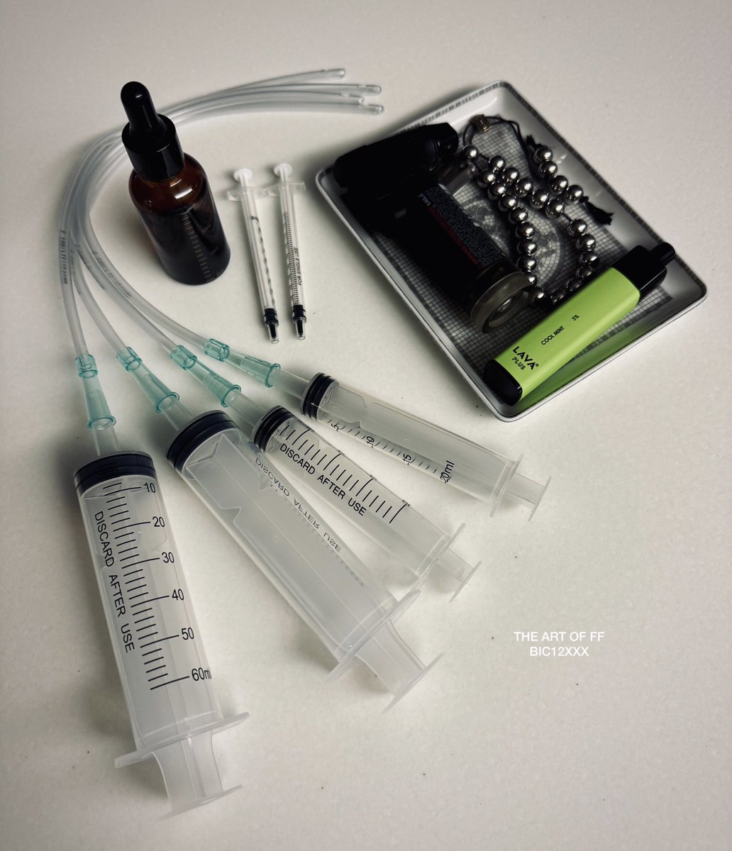 bic12XXX's tweet photo. If you play deep, always make sure to lubricate with feeding hose syringes so you get lube above the bends in your colon. Otherwise lube will pool in the rectum and ur upper intestines will be raw due to insufficient lubrication for toys longer than 9 inches https://t.co/Gj7p9zq1EI