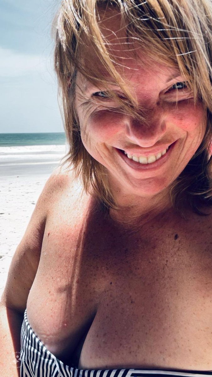 HeathrMichell's tweet photo. Crazy awesome day at the beach today. Wish you were there! ♥️

#santabarbara #coastalliving https://t.co/dMHEMx4cR9
