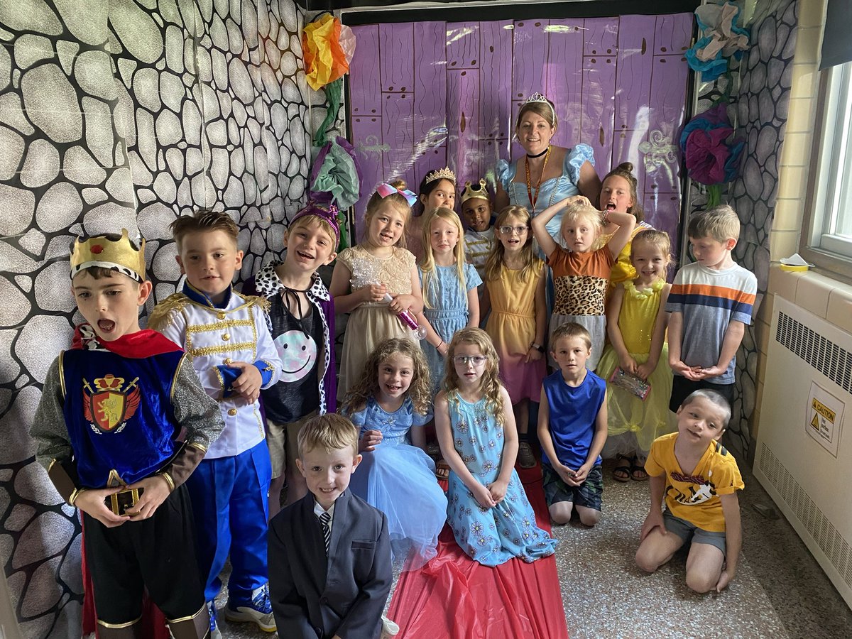MWCSD_Valley's tweet image. First Grade Cinderella Ball was an enchanting time! The activities were a celebration of the Wit and Wisdom Fairy Tales lessons. A huge thank you to everyone that made it possible including our first grade team, staff, families and especially the magical Mrs. Emerson!