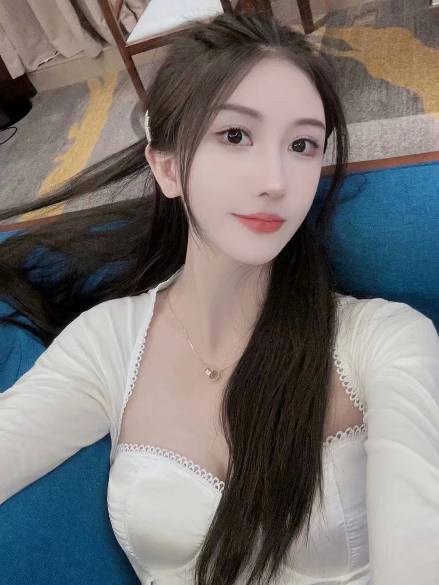 🥰表姐群里新收的这个小母狗漂亮吗？坐标：江苏 表姐已视频通话露脸验证！100%真实！越是漂亮的女人越是骚，你们记住！表姐群里全国各地的骚母狗有很多哦，想入圈进群的私信表姐吧，必回！ https://t.co/6u3VXANEzY