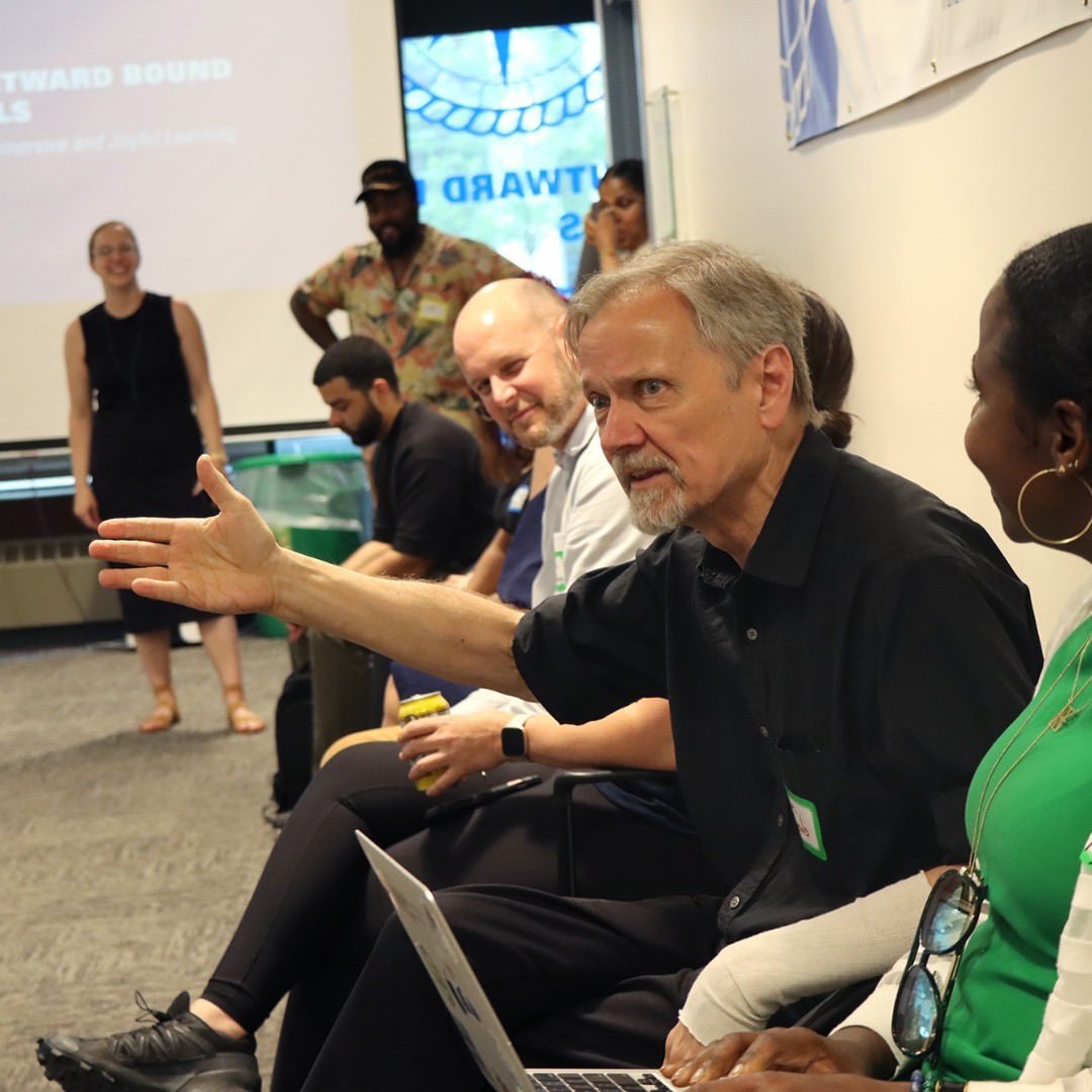 CIOBCitywide's tweet photo. What an inspiring end to the third year of the #CrewInitiative! It's incredible to see how much has been achieved in fostering student interconnectedness and enhancing the role of Crew Advisors. Looking forward to even more growth and impactful stories in the years to come! π https://t.co/VhHq7ggeZ6