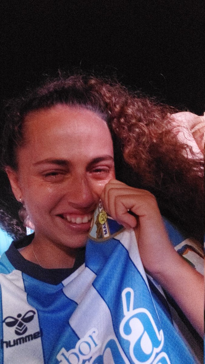 Una cosa inexplicable 💙🤍
Aun hay que asimilar lo vivido esta noche..
VAYA PUTA LOCURA 🙌