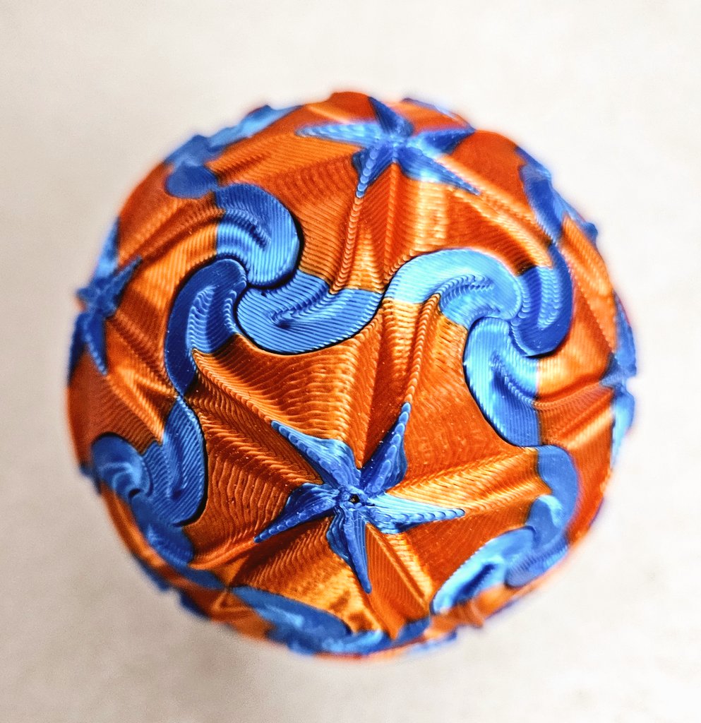 MandM071914's tweet photo. Thank you so much @asianmonkey253! The starfish orb is stunning! Thank goodness my husband is mathematically inclined....my poor literary brain was struggling 😂 https://t.co/UmAImFfIgr