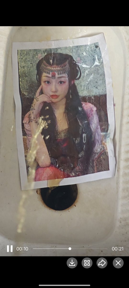 CruzElm7875's tweet photo. 接打印羞辱，需要直接私发照片
#羞辱 #母狗 #女权 #辱骂 #丧志 #反差 #自毁  #反差婊 #肉便器 #社死 #女德 #母驴 #洗脑 #贱货 #母猪 #女神  #倒贴 #问答 #变态 #投稿 #母猪 ＃射屏 ＃打印 ＃打印贴公厕 https://t.co/ds6vDKLmT8