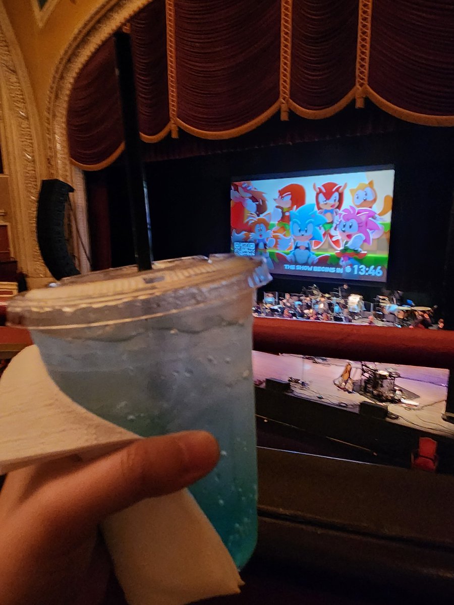 fish_birdy's tweet photo. Drinking a $8+ Sonic mocktail at the Sonic Symphony tonight like a cool dude https://t.co/ZjRsNGyRrO