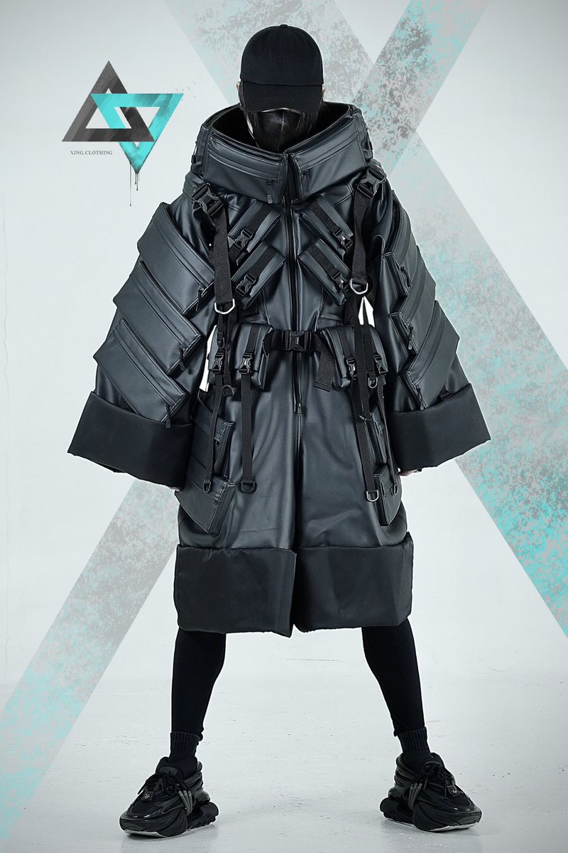 タクティカルレザージャンプスーツ作りました 33個の大小様々な