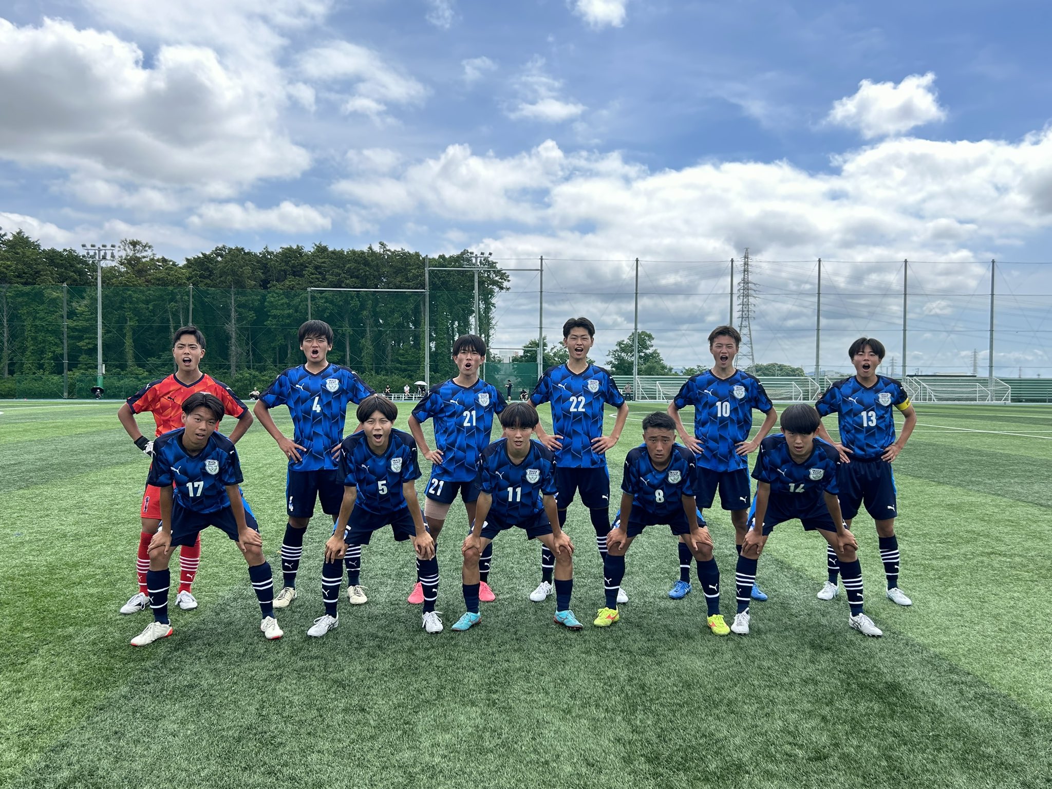 磐田東高校サッカー部　移動着セットアップ 磐田東高校サッカー部 リュック ウィンドブレーカー セット