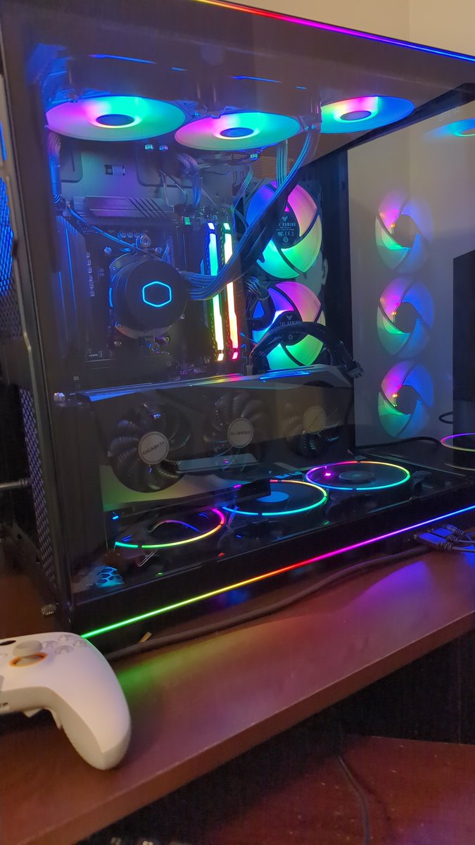 ing_jjpc's tweet photo. @JayzTwoCents @YouTube Got mine on Amazon the day after this review came out https://t.co/3fSrWFVYqu