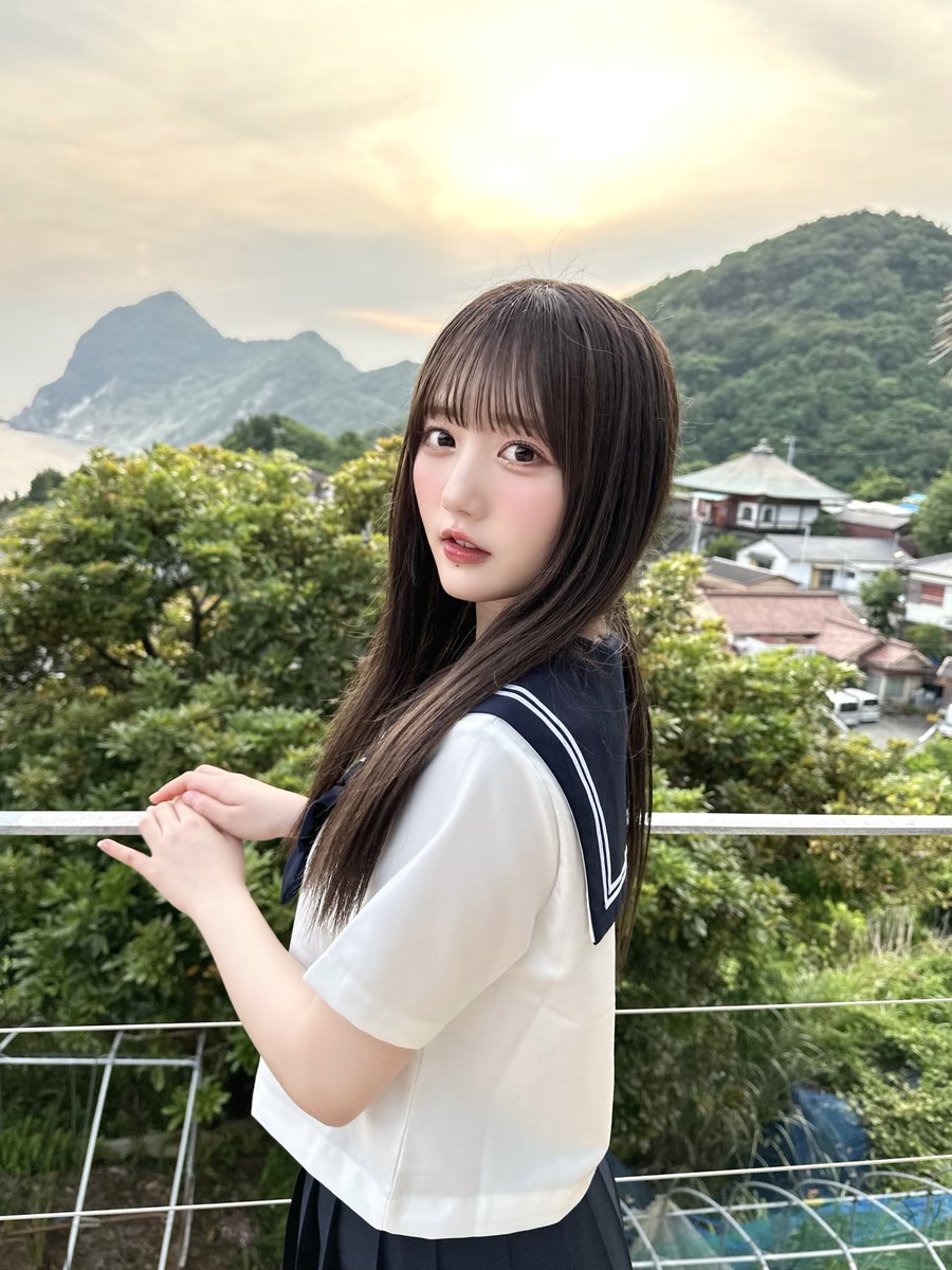 ウォータープルーフガール』のMVが 1万回再生突破しました🪄💫 過去