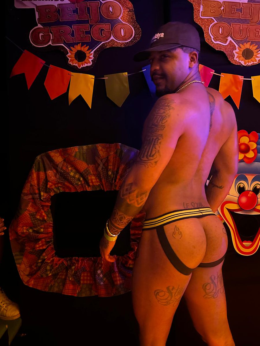 Barraca do Beijo Grego em BH 😍🍑