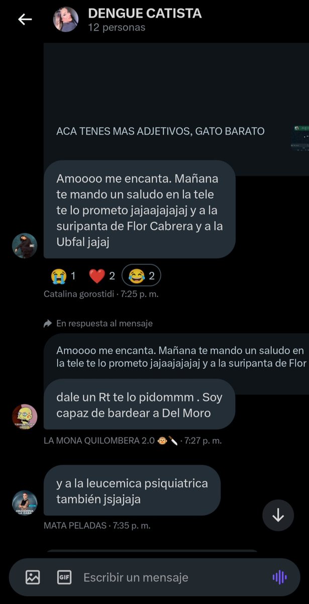 ladymoskigna's tweet photo. Existe un cuarentón famoso en twitter q agrede mujeres que se hace llamar "La mona".
Ella misma le pide a este personaje en un chat que tienen con un grupo cerrado que agreda en audios a Flor, a Ubfal y a la Guercio, y si cumple "le manda saludos"
NO PUEDE NEGARSE!! https://t.co/MO2GWsz4P3