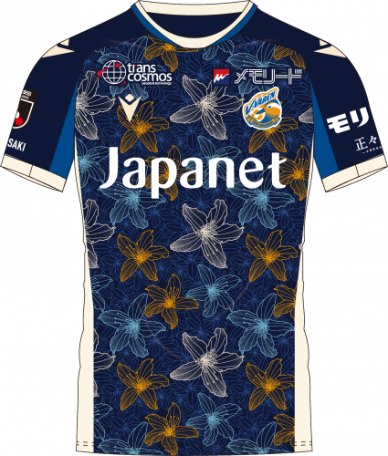 ともさん TomoSan（サッカーユニフォームの世界） on X: 