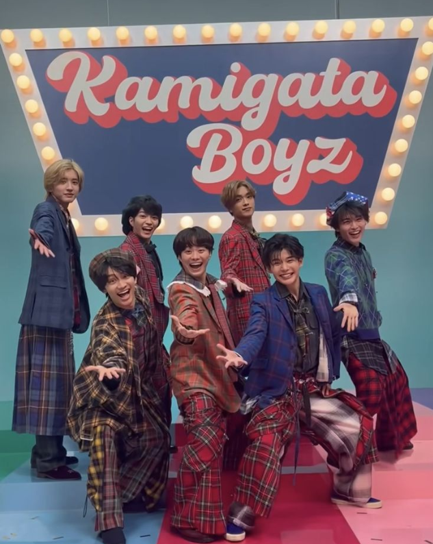 2028_jp's tweet photo. @2028_jp
✨ 　＼　\\  　//　／　 ✨

     #KAMIGATA_BOYZ
   DREAM IsLAND 2024_2028
         
✨ 　／　// 　 \\　＼　 ✨

🗓9/21(土),22(日)
🏟ヤンマースタジアム長居

総勢100名以上！
"最強無敵"の関西人が一挙集結する
夢のような時間が実現🎊

#KAMIGATA_BOYZ_DREAMIsLAND 
#ドリアイ2024 https://t.co/GHyZeSqYDu