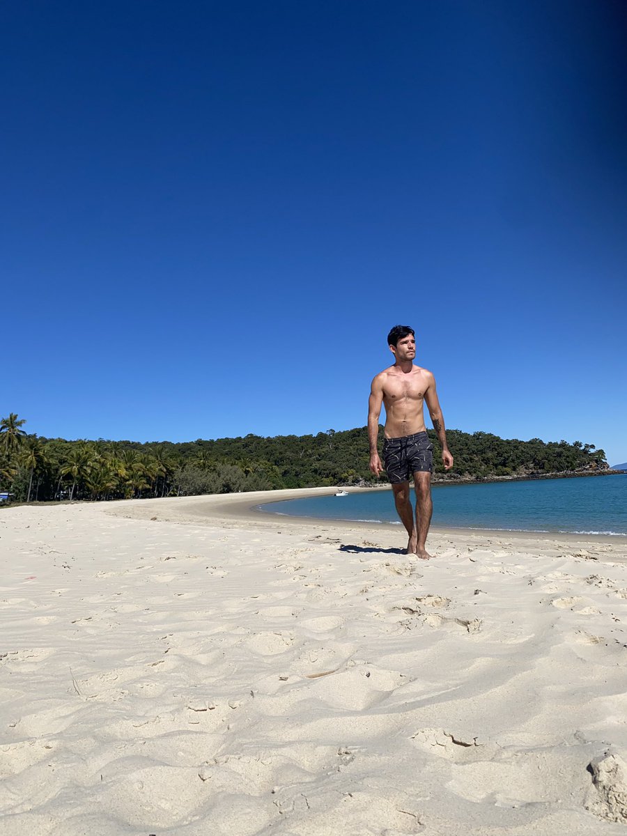 chavon92's tweet photo. Great Keppel Island 🏝️ https://t.co/CH5VSn5itf