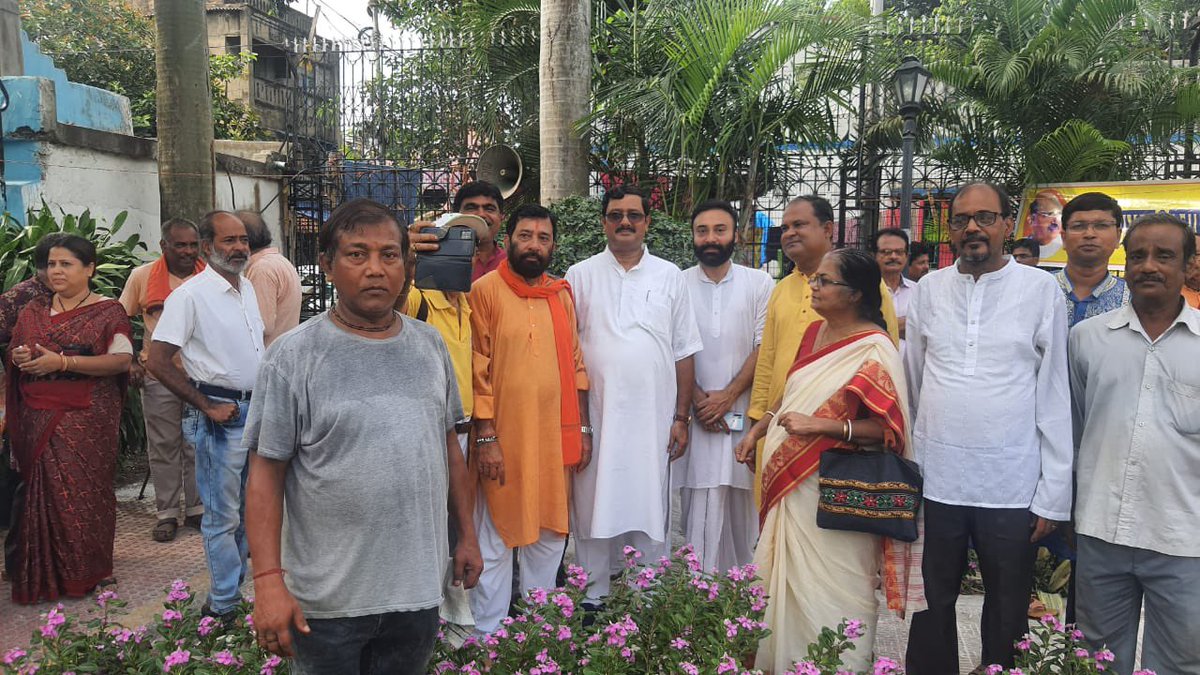 Paid Tribute to our Dr. Shyama Prasad Mukherjee on his martyrdom day at Kolkata’s Keoratala Crematorium.