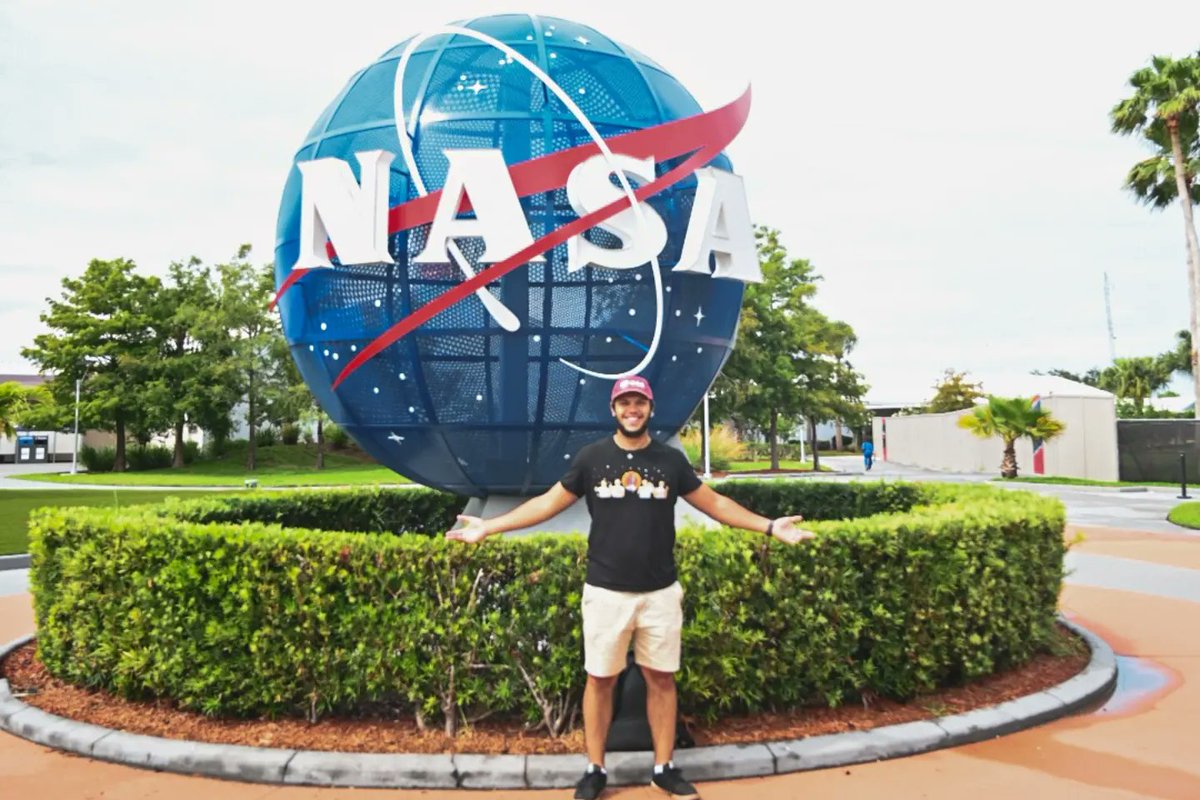 explorerspace47's tweet image. 🚀 Living my childhood dream at NASA's Kennedy Space Center! The thrill of seeing rockets up close and feeling their power is beyond words. Thanks to everyone who supported me on this journey. Let's keep dreaming, exploring, and reaching for the stars together! 🌟😊🔥 #SpaceDream