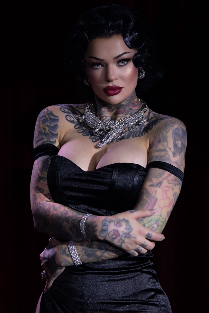 Crowned. 👑 1st Place Stage Queen Professional Division.