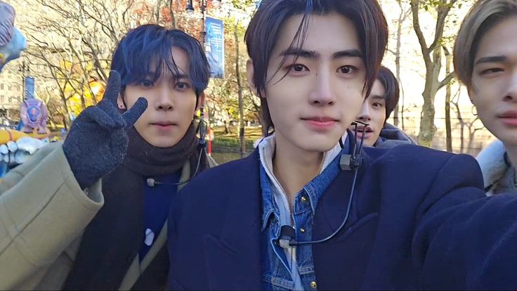 hourly_sh's tweet photo. 🤍 https://t.co/3jWMPJUkRL