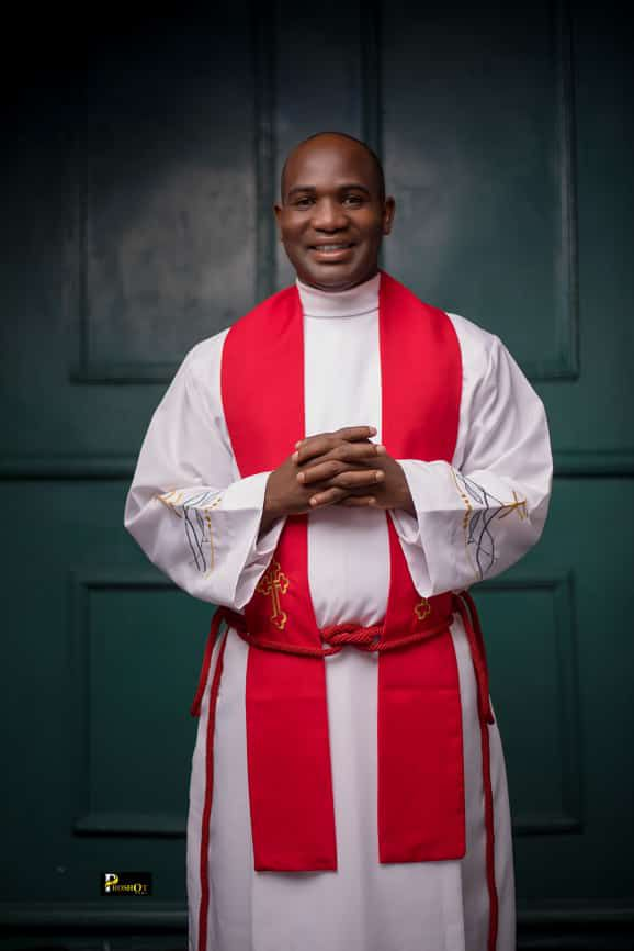 ACNMex's tweet photo. #Nigeria - Otro secuestro más de un sacerdote. El padre Mikah Suleiman, párroco de la iglesia católica de St. Raymond en #Damba en el estado de #Zamfara , fue secuestrado hoy #22junio . Ser sacerdote en Nigeria significa ser la posible "próxima presa". Oremos por su regreso. https://t.co/HkyLGeDk7v