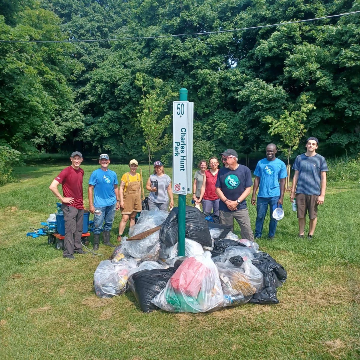 Thanks to everyone who showed up for our Saturday river cleanup! It was a hot one but very worthwhile. See you again next month ✌️