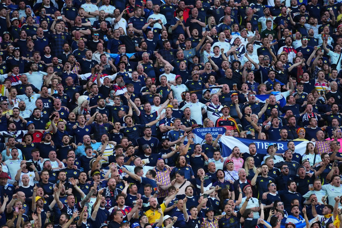 All the best to our Scottish friends this evening! 🏴󠁧󠁢󠁳󠁣󠁴󠁿 #effzeh