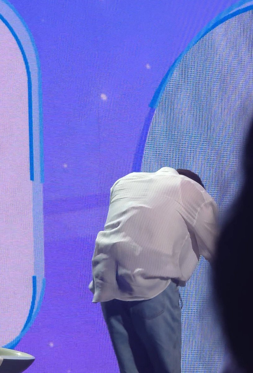 아니 얘들아 이게뭐야
나 지금 좀 충격이야
#하성운