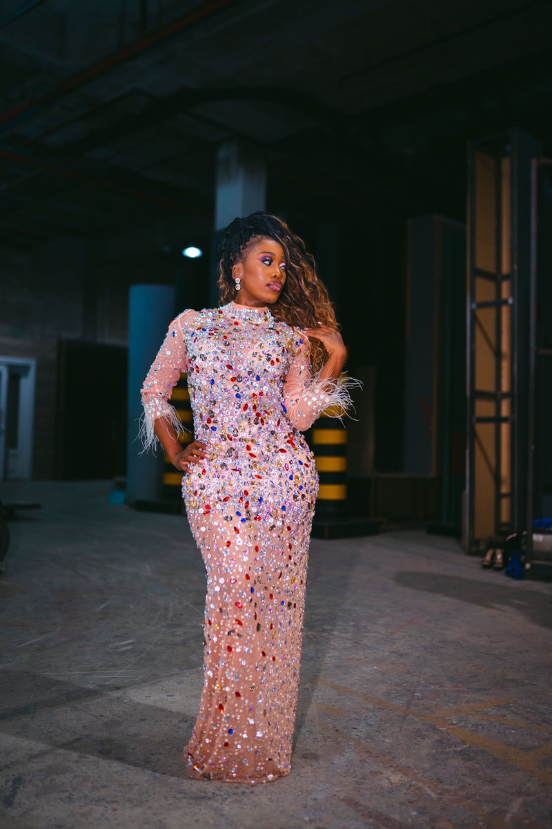 Yours truly is one of the #PSLAwards2024 hosts!!! Don’t miss the Awards tonight at 18:30 on SABC 2 and SuperSport 202! 

Some big winners expected tonight…who is your money on?