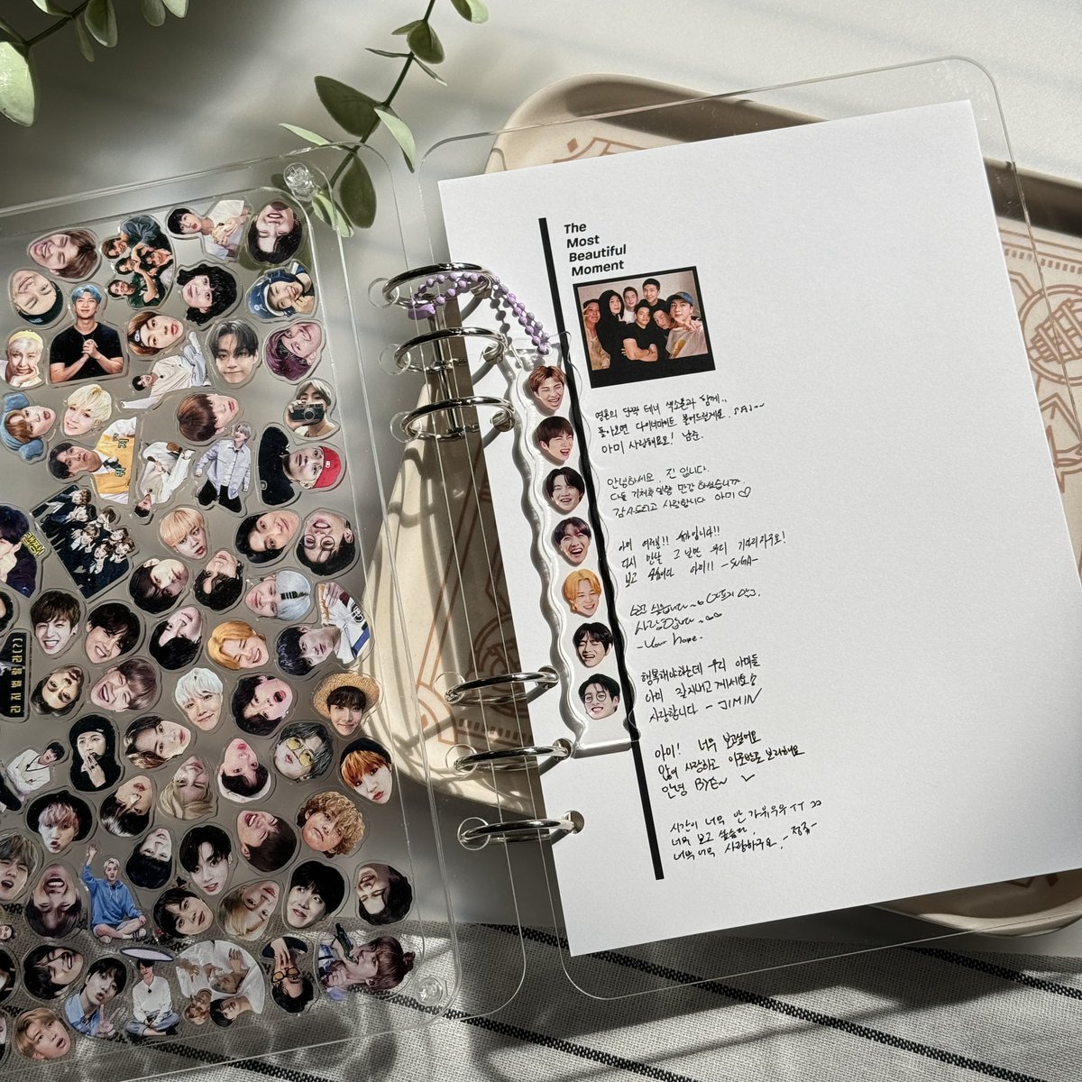 minnixminni's tweet image. 특전은 키링겸 아스이기도 하지만
보호필름 제거 도우미가 본업(??)
손에 쥐고 긁으면 금방 제거할 수 있어요

제거할게 아주 많습니다 ㅠㅠ🙇🏻‍♀️🙇🏻‍♀️