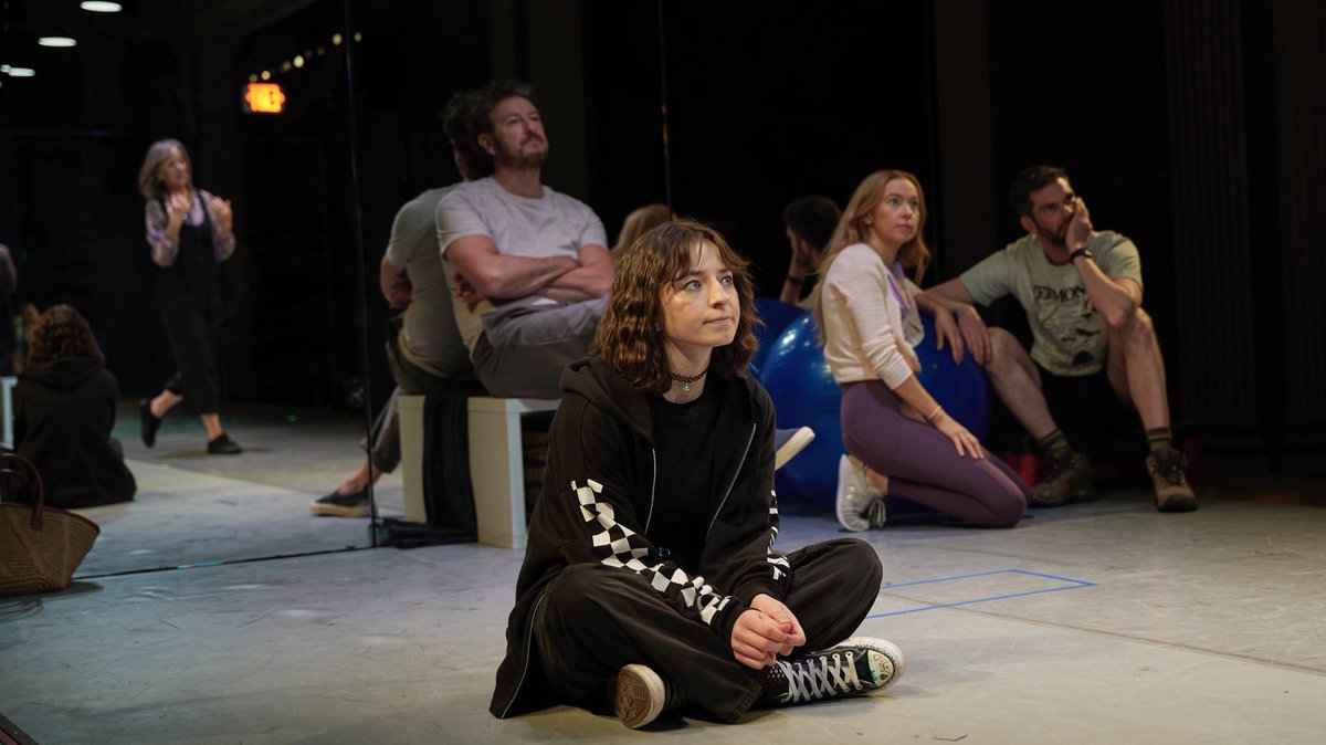 GateTheatreDub's tweet photo. ❤️ Sunday Matinees at the Gate ❤️
See CIRCLE MIRROR TRANSFORMATION today at 2pm 🎭🎭🎭
🎟️ https://t.co/bMcMdWVVyw
#SundayEventsDublin #SundayMatinee #SundayTheatre #TheatreMatinee https://t.co/oP6iZ9HT6n