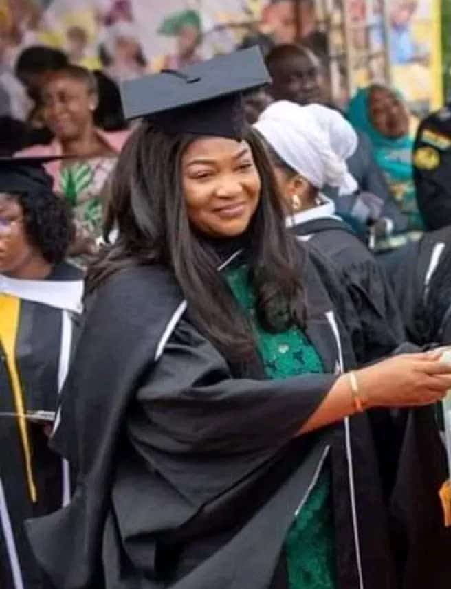 CleanPolitics_'s tweet photo. Kayayo Propaganda!!!
Must we politicise everything in Ghana!
 After analysing the comments of the 2 pictures, I've understood it's propaganda. 
Don't forget that, We are one people, there are lots of beautiful Northerners in Ghana without tribal marks. Stop Shaming Northerners https://t.co/fpwk6qKkwe