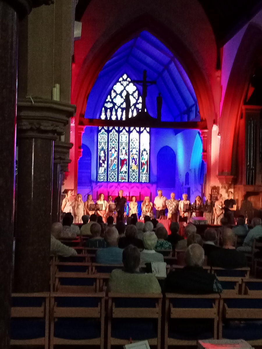 Great event last night with <a href="/EODS_tweets/">EODS</a> last night. Fantastic to see so many people there. And our next event is tomorrow...  Come and join us eveshamfestivalofwords.org/programme/