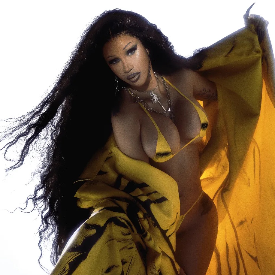 🚨 Cardi B is set to announce her comeback soon, this would be her first album in 6 years.