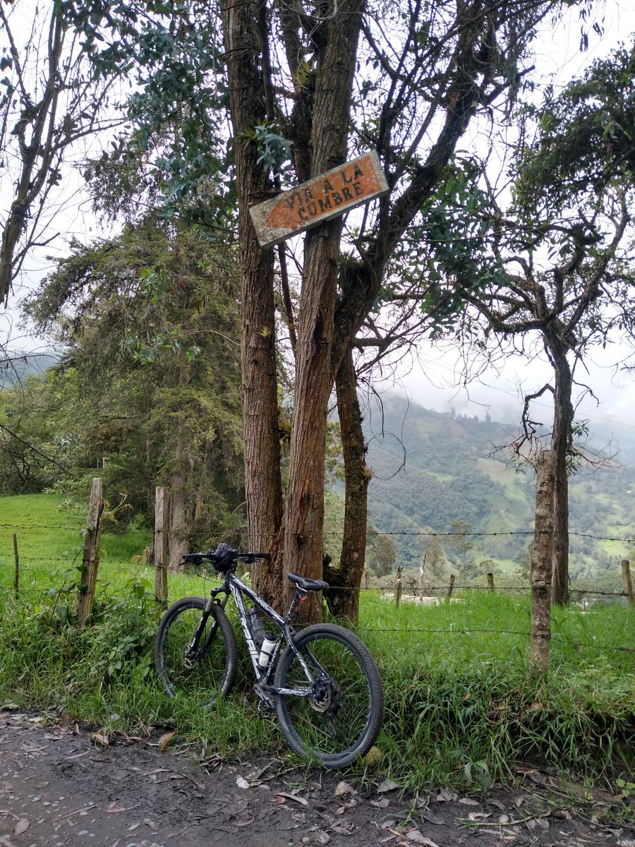 AlejoMoraSu's tweet photo. Hay que estar truchas en La Cumbre https://t.co/1PKXB9T28X