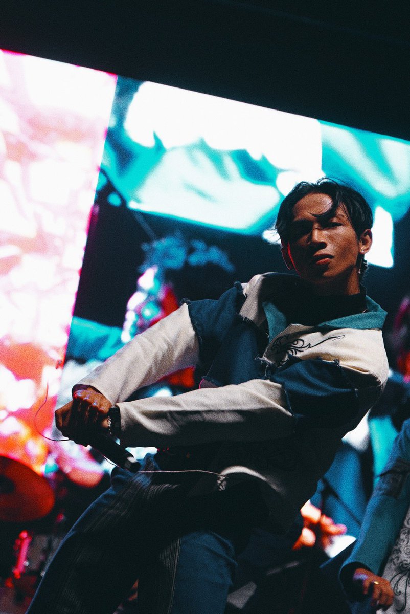 WARNING: This face card may cause heart palpitations 😫

📸: <a href="/Official_ALAMAT/">ALAMAT ᜀᜎᜋᜆ᜔ 🇵🇭</a> 

#ALAMATonMISTMusicFest 
#AlamatGoesToToronto #ALAMAT_TANEO