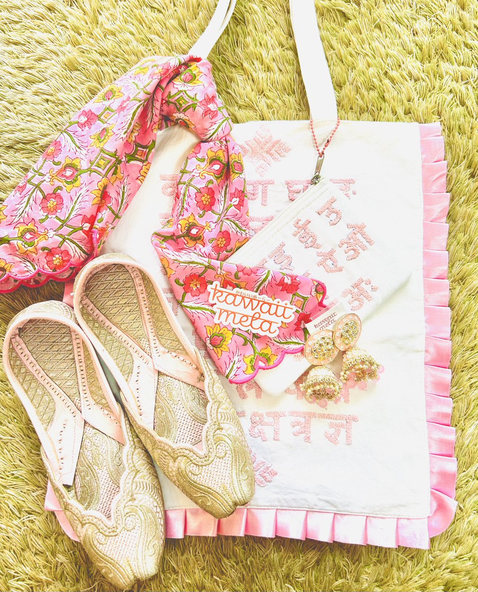 #kawaiimela東京

昨日の戦利品（の一部🫠）
ピアス？開いてません😂。
でもこの可愛さは買うでしょ！
ANOKHIやSZ好きとしては大変好みのラインナップでした🥰
ナマステには参加されないご予定と伺いましたが是非またすぐに東京に来てください〜🙏✨